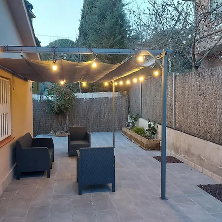 Cerca De Barcelona, Y Entre Tres Parques Naturales, Casa De 4 Y 2 Banos Con Piscina, Barbacoa Y Chimenea *