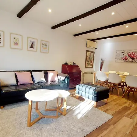 Cerca De Barcelona, Y Entre Tres Parques Naturales, Casa De 4 Y 2 Banos Con Piscina, Barbacoa Y Chimenea 度假居